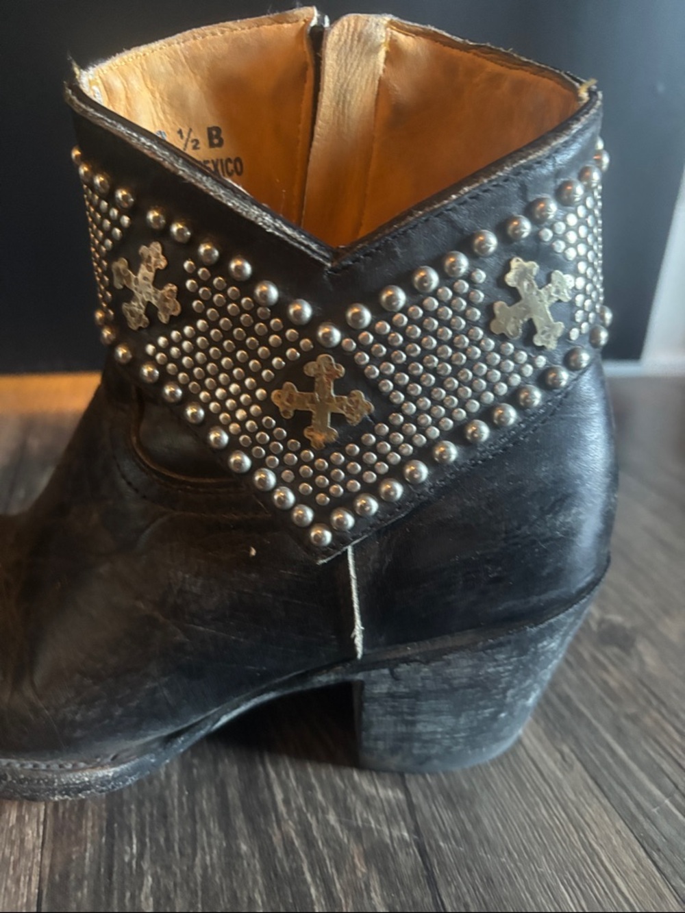Old Gringo Black Studded Western Ankle Boots - Picture 4 of 5
